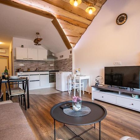 Apartman Mila โยซิปโดล ภายนอก รูปภาพ